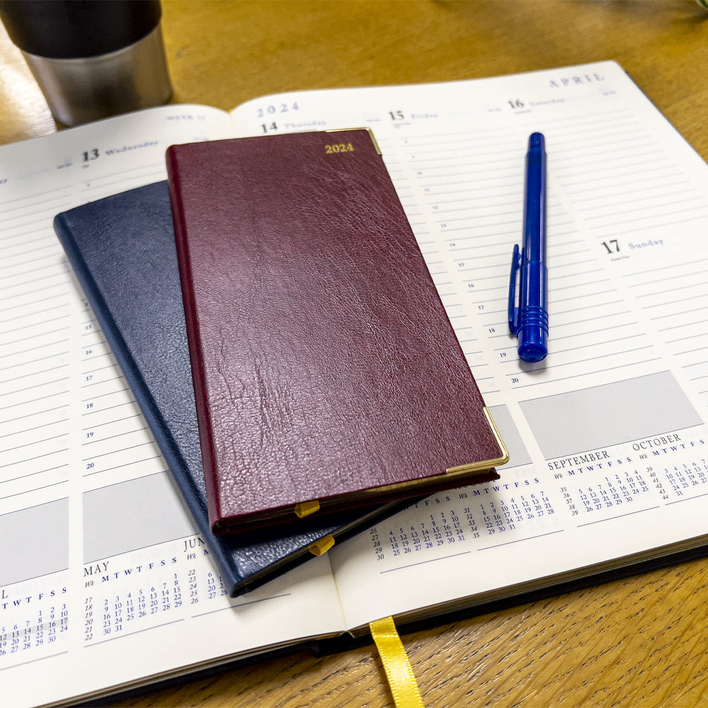 Classic Cream Week to View Diary Quarto